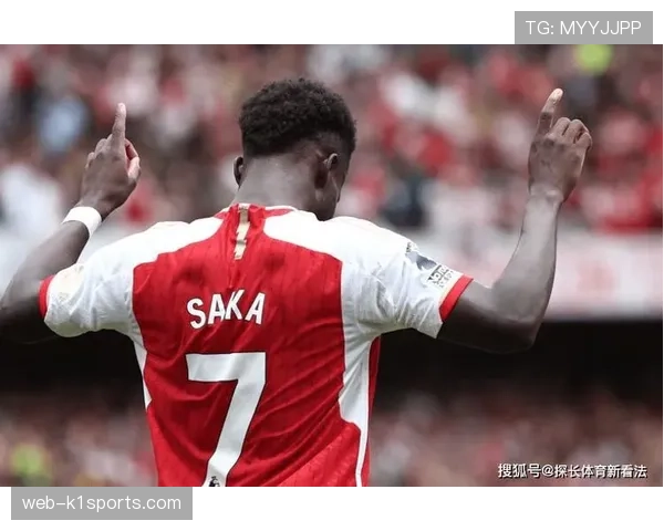 廷贝尔右路攻防转换枢纽作用明显，与萨卡默契度持续提升